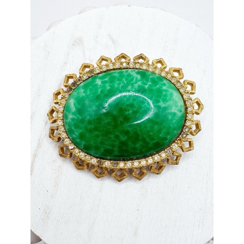 Vtg Large Jade Green Peking Glass Oval Cabochon Brooch Pin Rhinestone Gold Trim